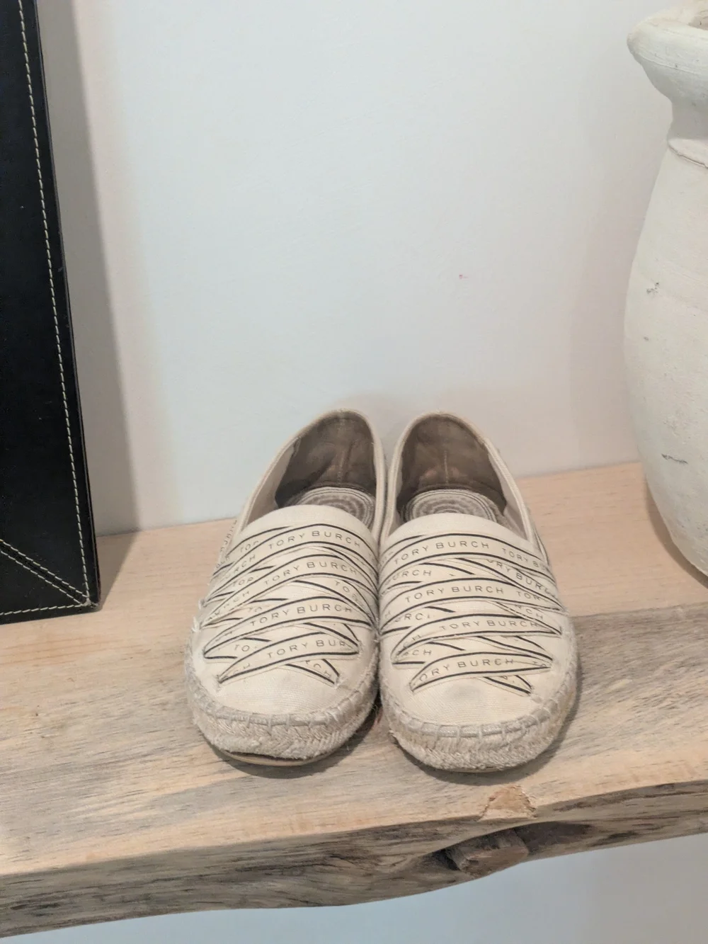 Tory Burch Tory Ribbon Espadrille Flats Beige Canvas Tie Front Size 9.5 Fits 9